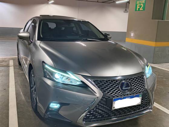 LEXUS CT200H 1.8 LUXURY 16V HÍBRIDO 4P AUTOMÁTICO LEXUS CT200H 1.8 LUXURY 16V HÍBRIDO 4P AUTOMÁTICO